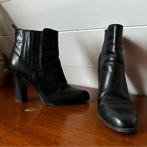 Black Leather Boots - Picture 2 of 3